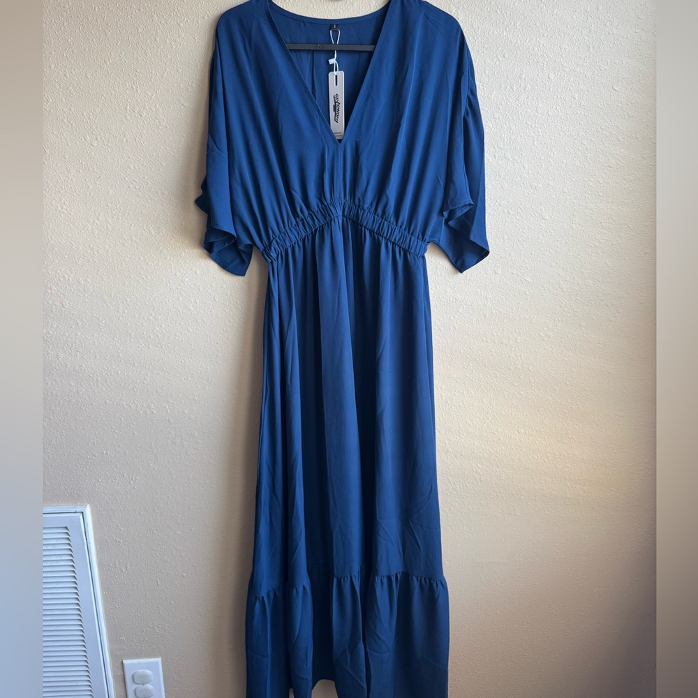 Elegant Blue V-Neck Dress